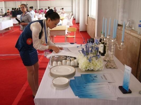 学生参加第五届全国旅游院校专业技能大赛/MK供图